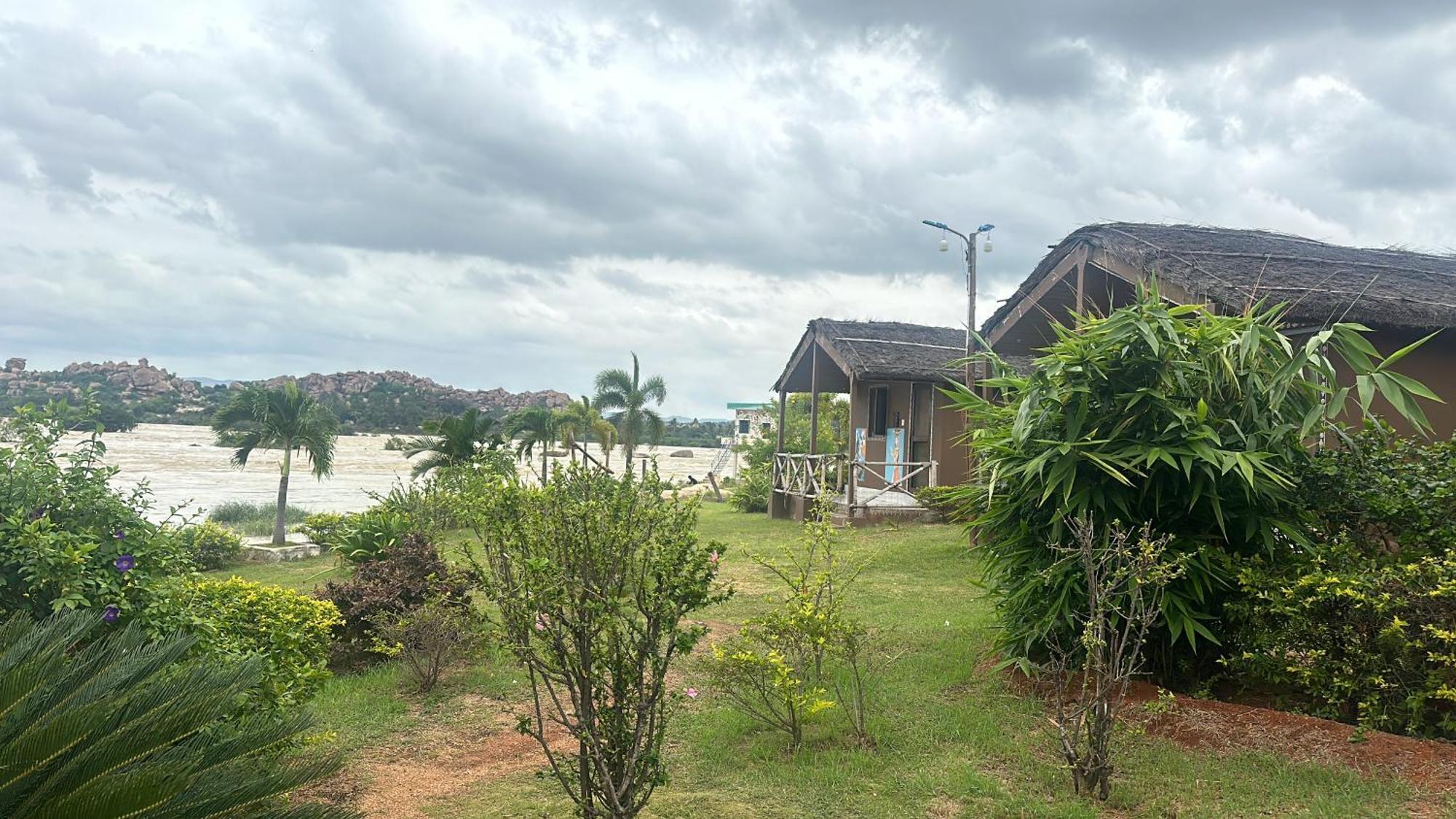 Leo Wooden Resorts Hampi Pokój zdjęcie