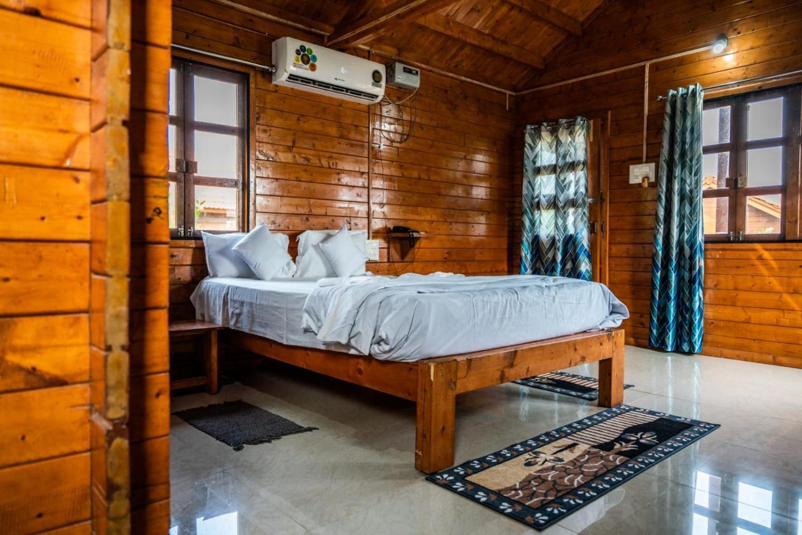 Leo Wooden Resorts Hampi Zewnętrze zdjęcie