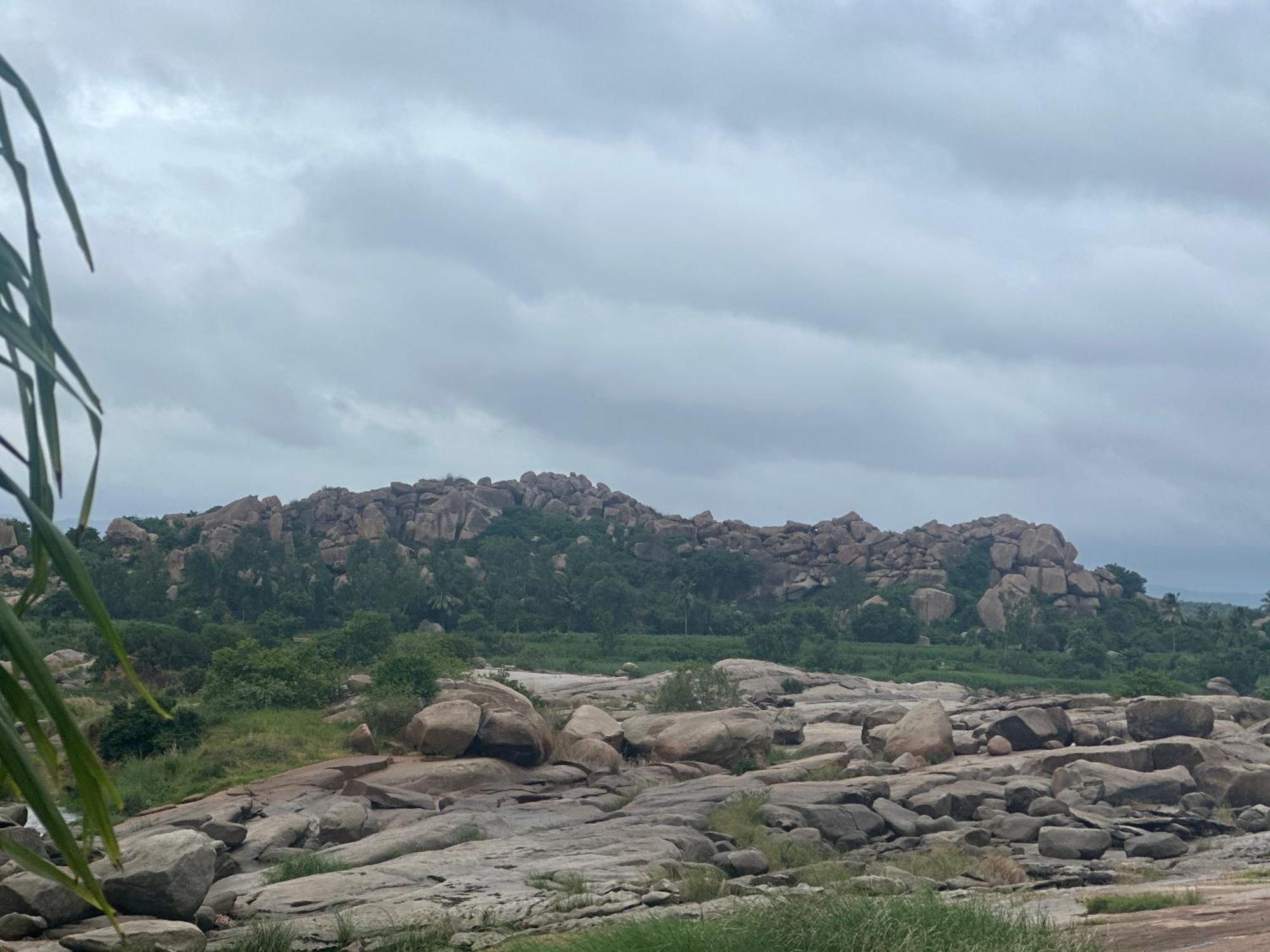 Leo Wooden Resorts Hampi Zewnętrze zdjęcie