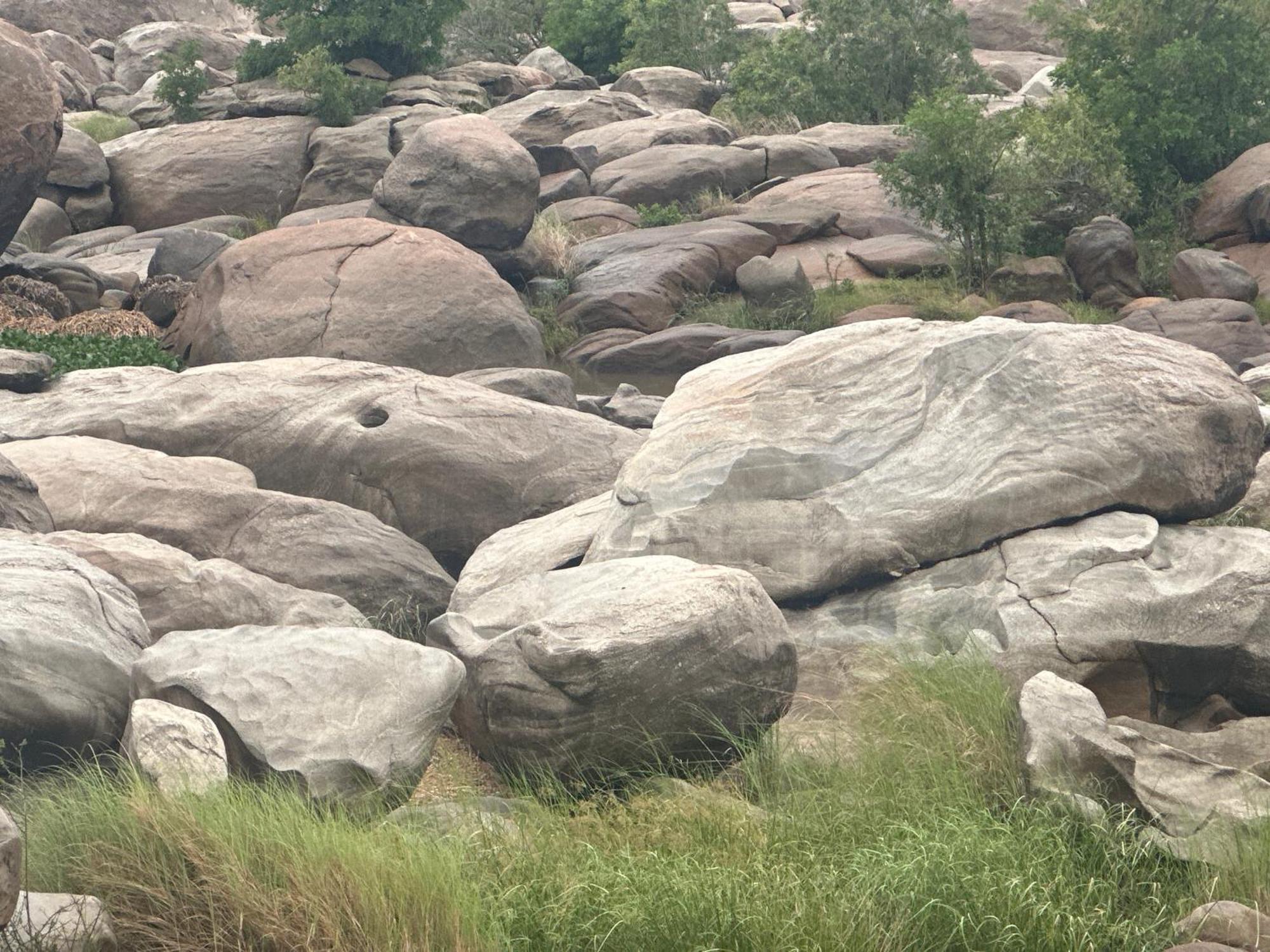 Leo Wooden Resorts Hampi Zewnętrze zdjęcie